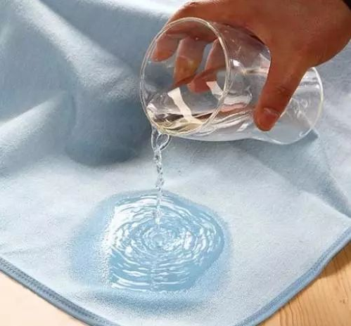 Welche Auswirkungen hat Silikonöl auf Textilien?