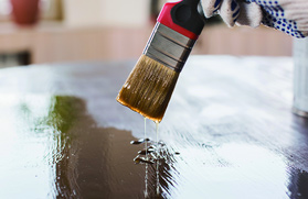 Tinten und Beschichtungen